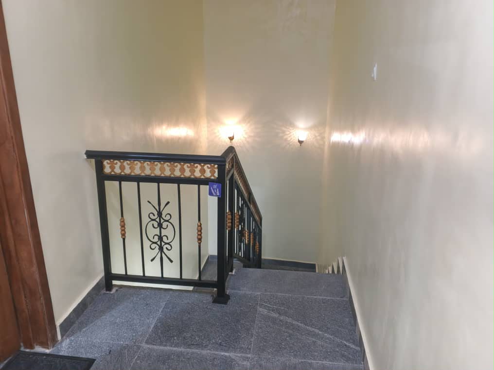 Fully Furnished & Serviced 1, 2 & 3-Bedroom Flats — view 7